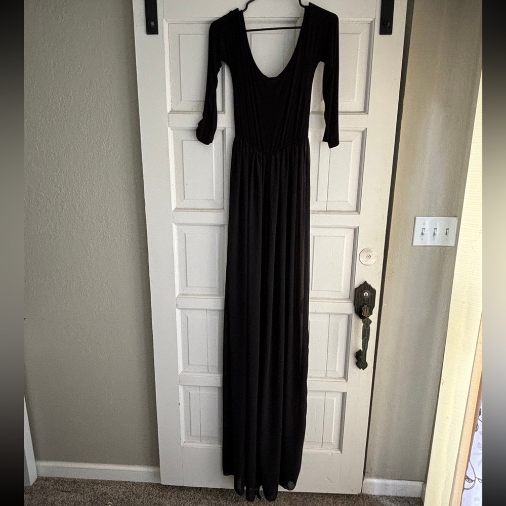 Black pregnancy photo shoot Amazon Dress.